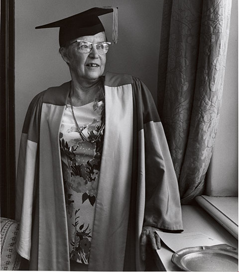 Taken on the occasion of alumna Elsie MacGill receiving an honorary degree from U of T in 1973. (Photo: University of Toronto Archives and Records Management Services 2008-58-2MS)